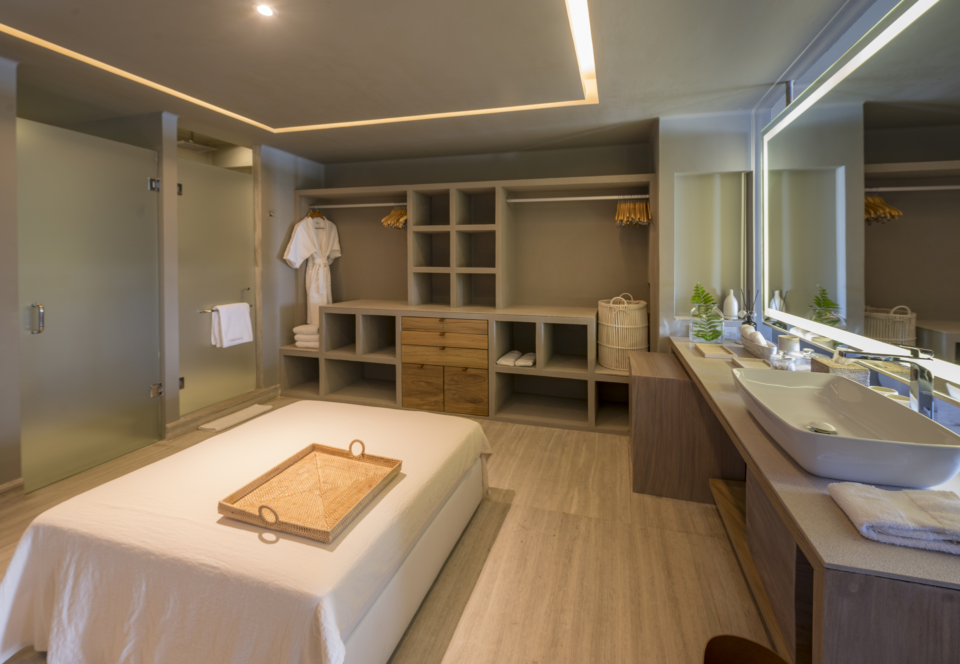 db349a74a28f47ea801ba867cb8bd7ba-fhd.jpg