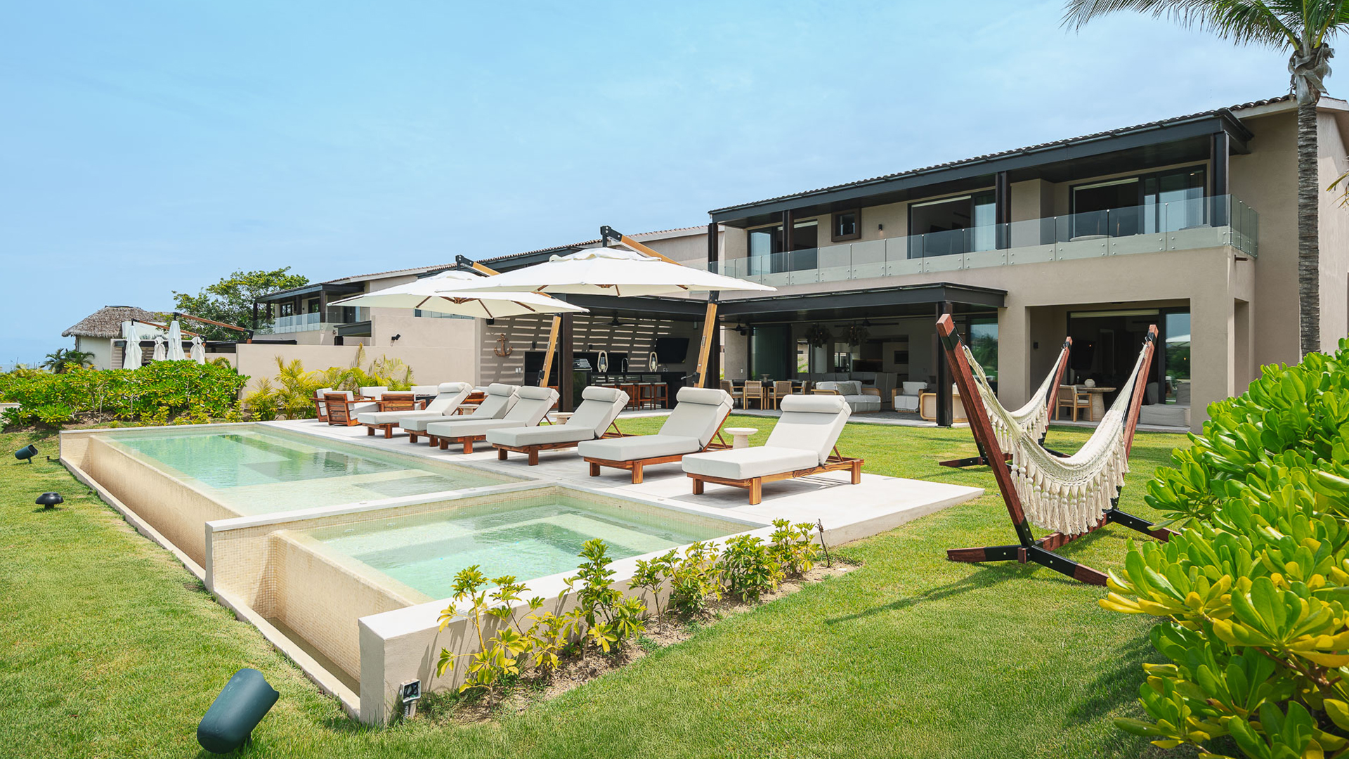Luxury-Rentals-Punta-Mita---Golf-Views---Villa-Brezza---Portada.jpg