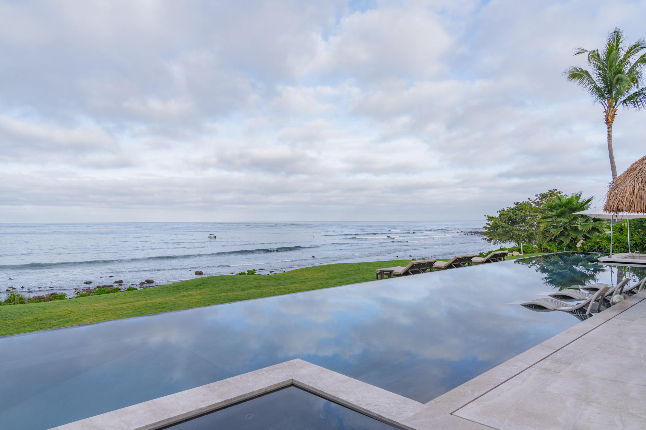 Luxury Rentals Punta Mita - Oceanfront - La Punta 18 - 3.jpg