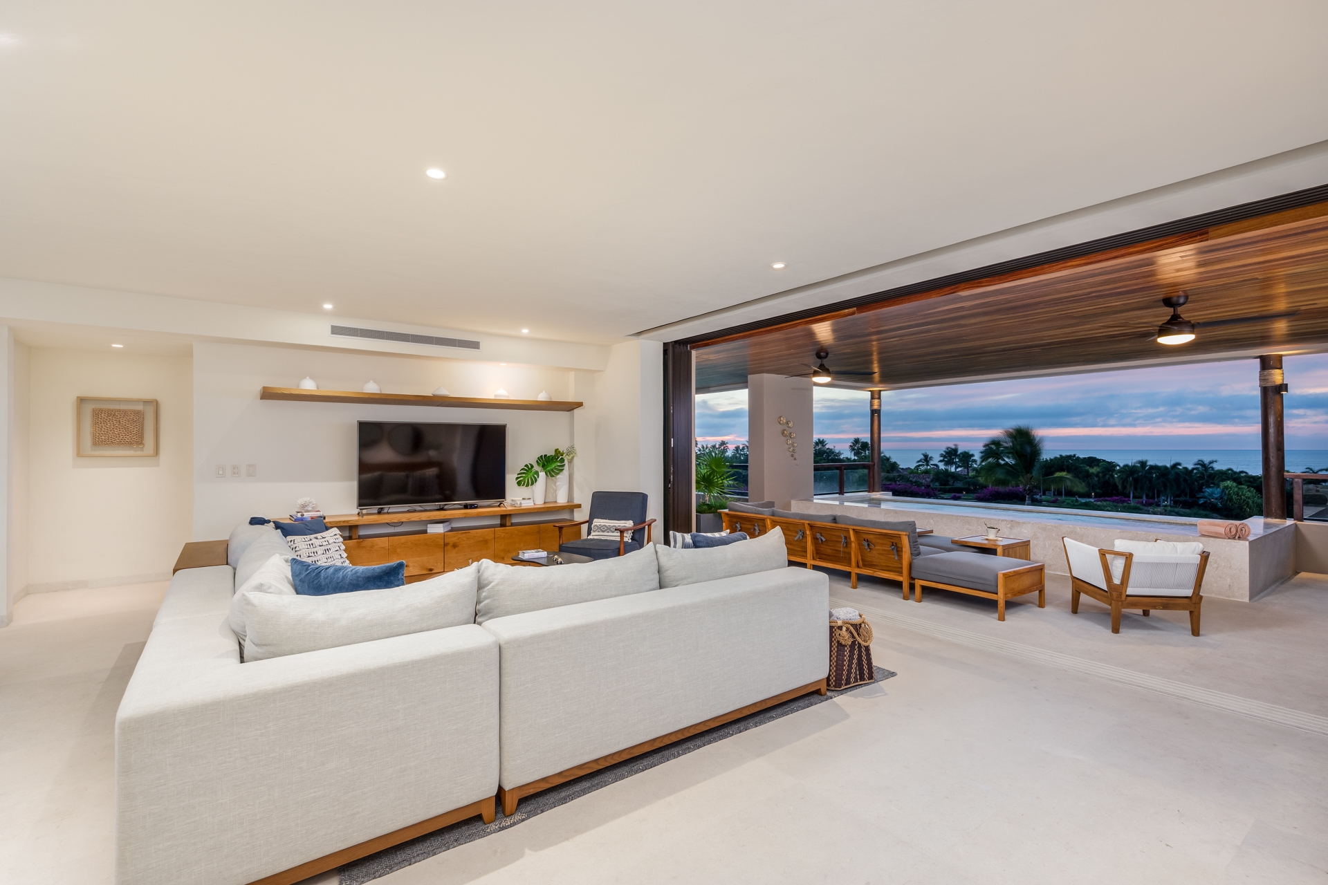 Luxury Mita Rentals - Ocean View - marietas-202d_19202.jpeg