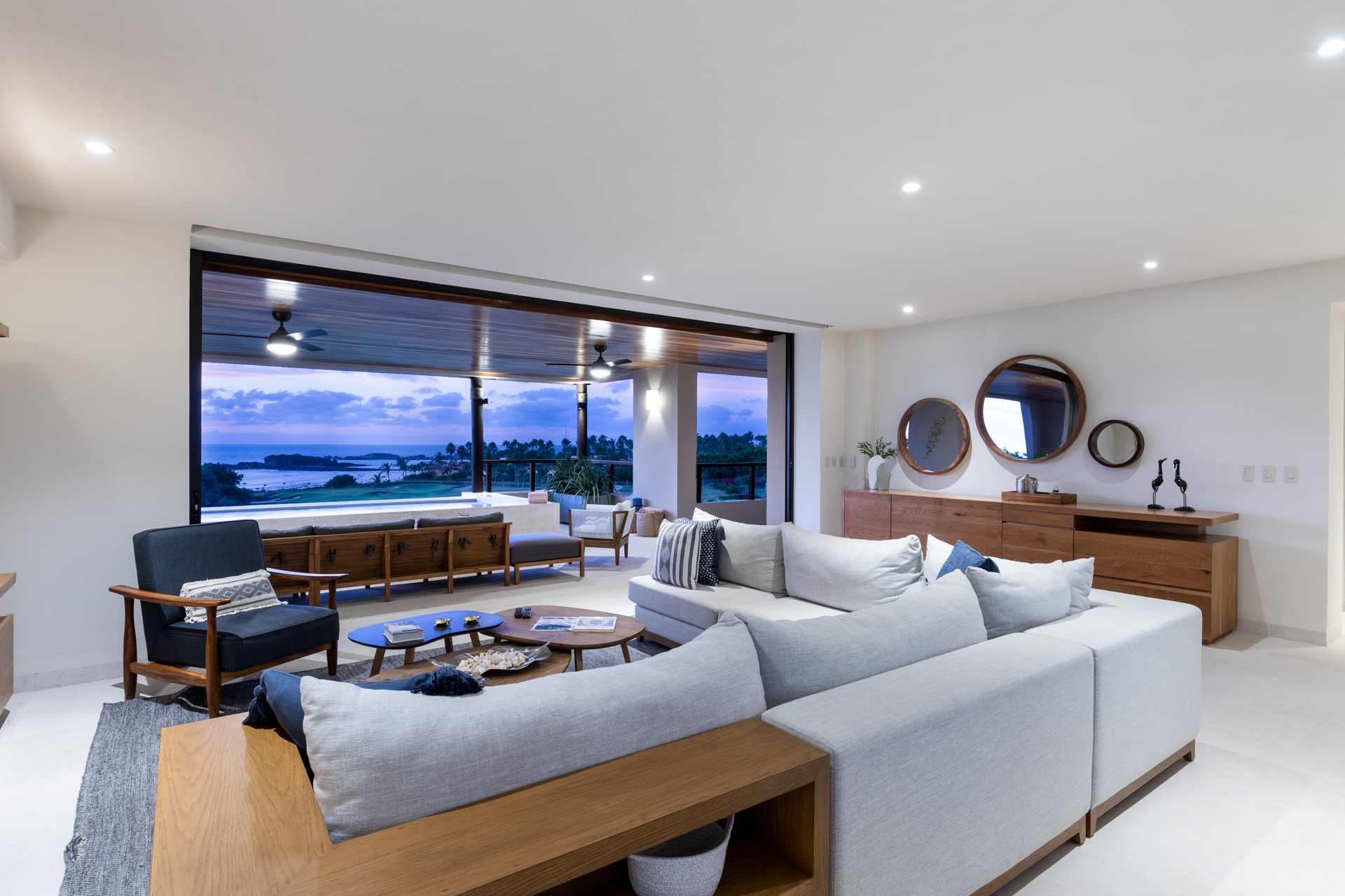 Luxury Mita Rentals - Ocean View - marietas-202d_198720.jpeg